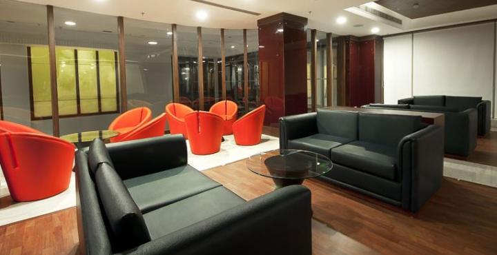 โกลเดน พลาซา โฮเต็ล Hotel ปัญจ์กุลา ภายนอก รูปภาพ