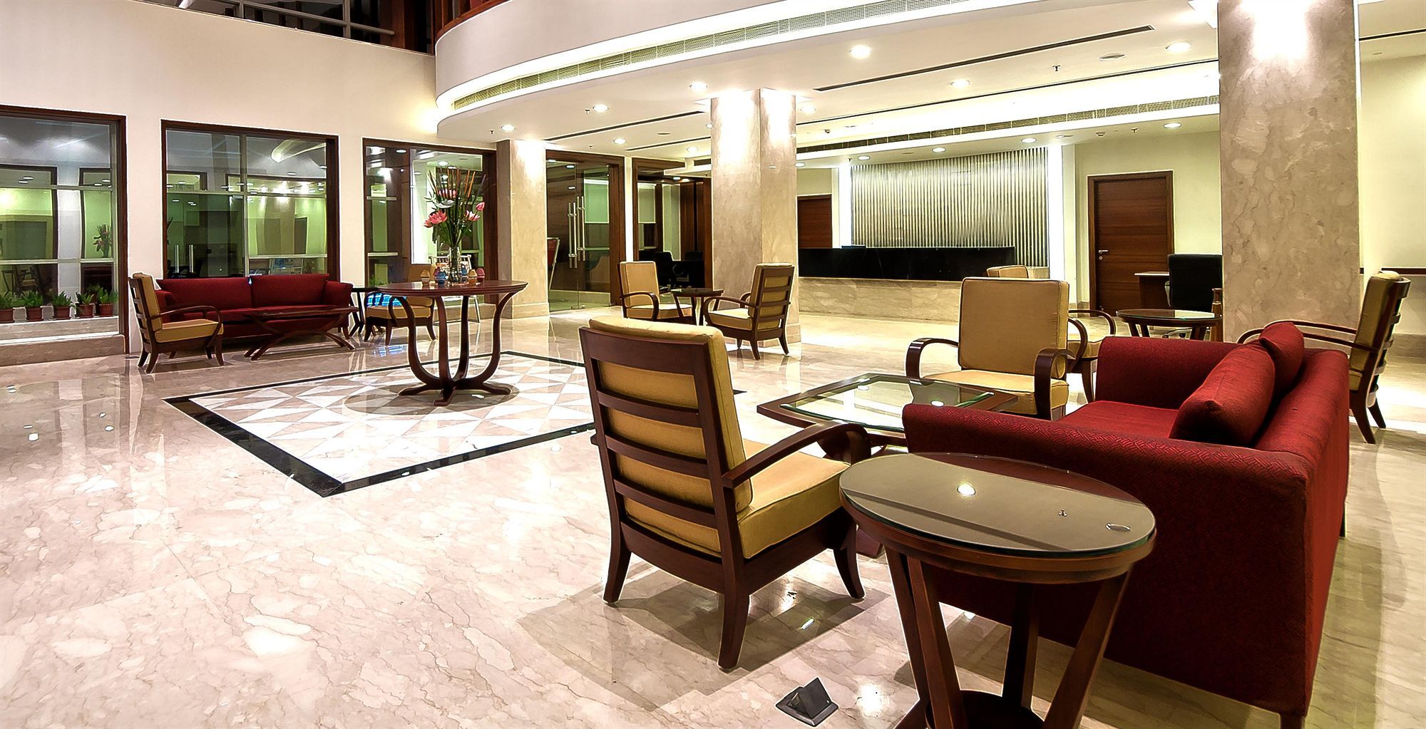 โกลเดน พลาซา โฮเต็ล Hotel ปัญจ์กุลา ภายนอก รูปภาพ